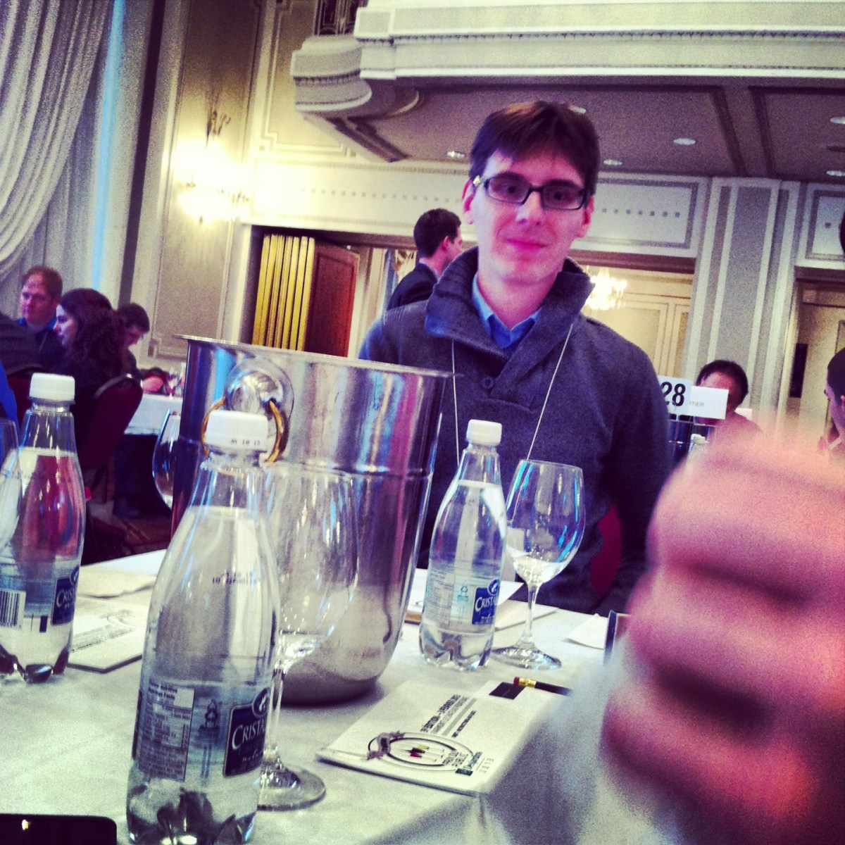 Julien Marchand de www.julienmarchand.com qui nous a gentiment (et patiemment) guidé tout au long de la dégustation