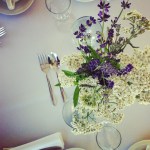 Centre de table (avant de découvrir la sauterelle qui s'y cachait)