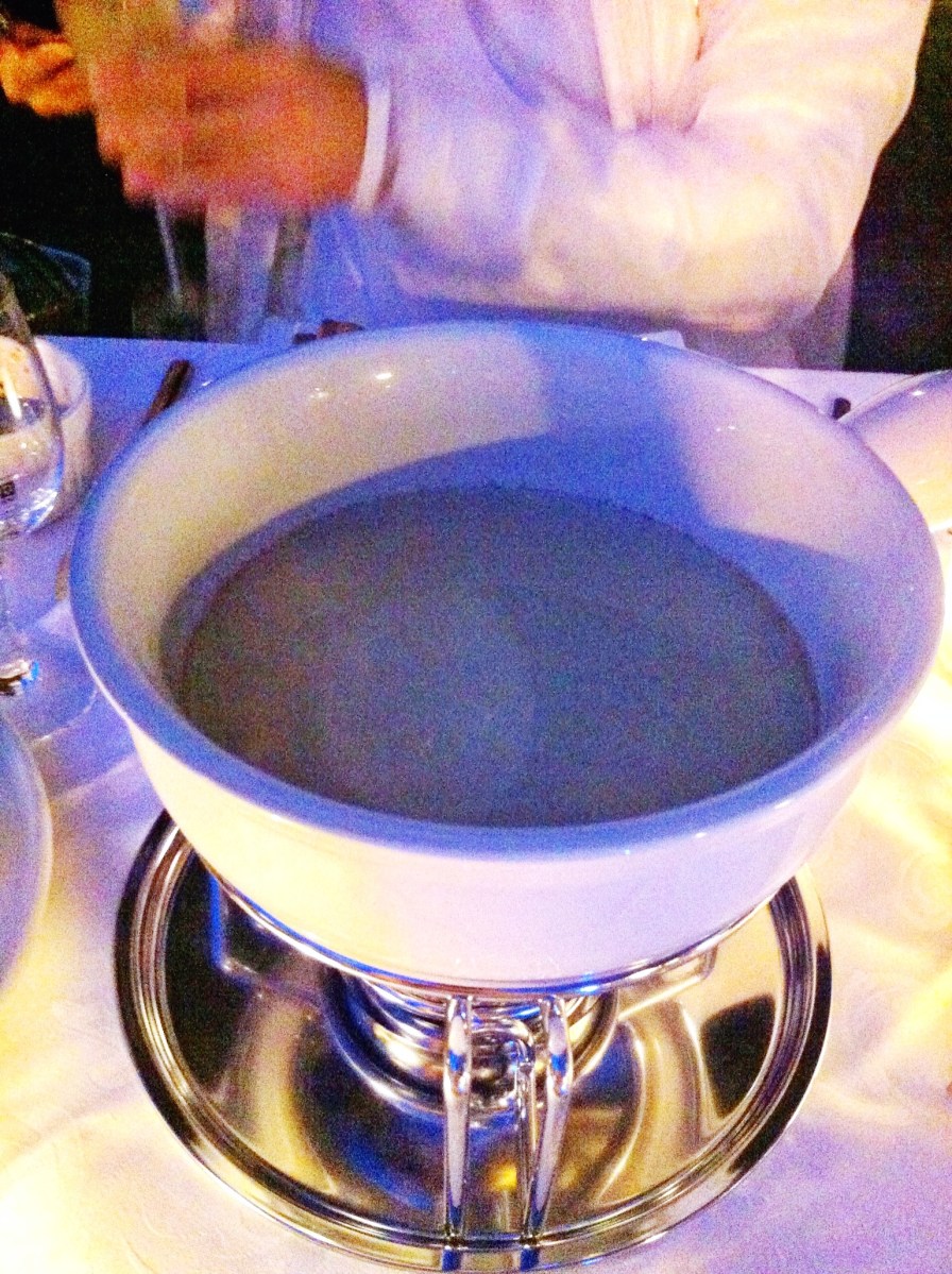 Ma fondue au fromage, l'excellente Charlevoisienne!