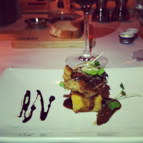 Ris de veau popcorn servi sur polenta