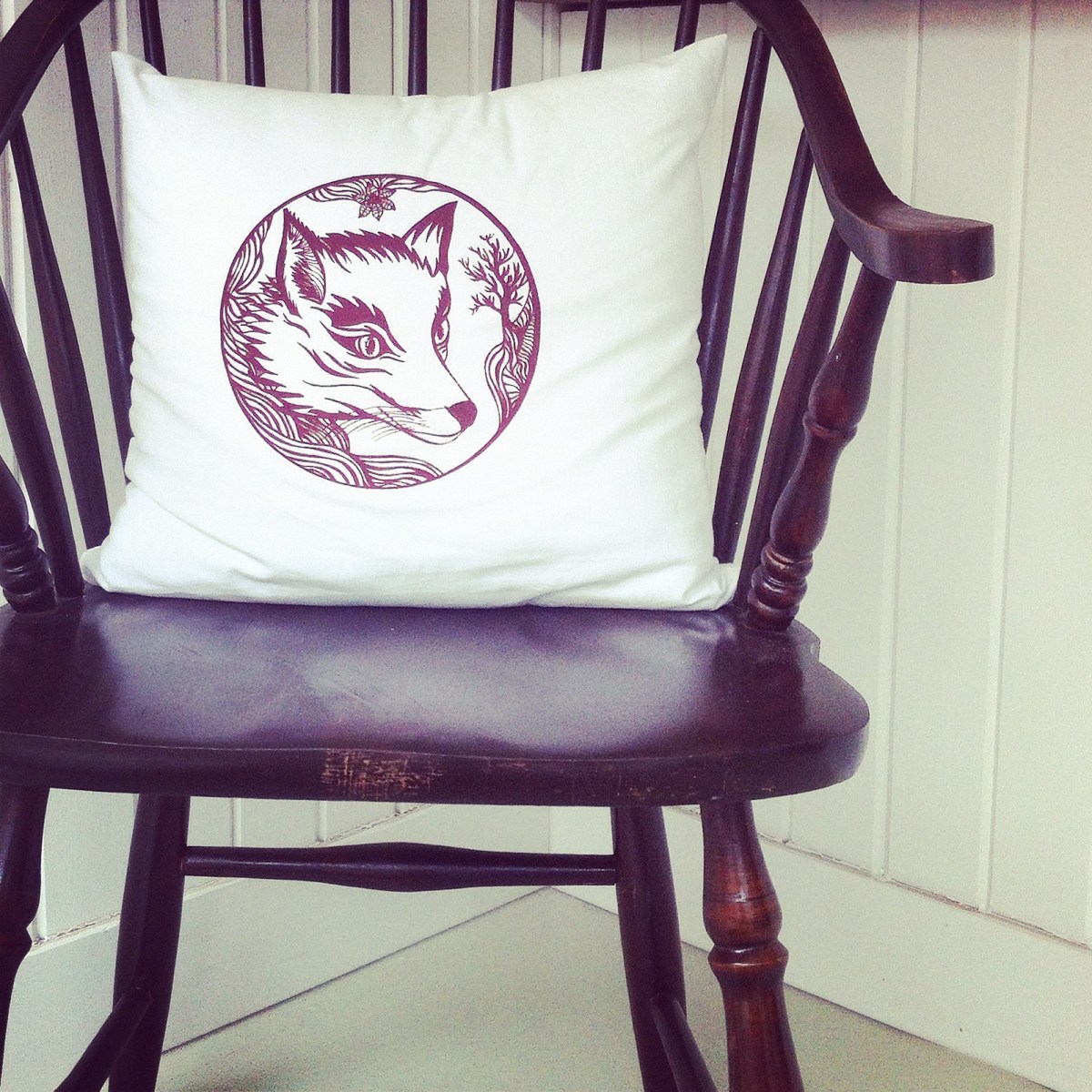 Chaise ultra confo et coussin thématique
