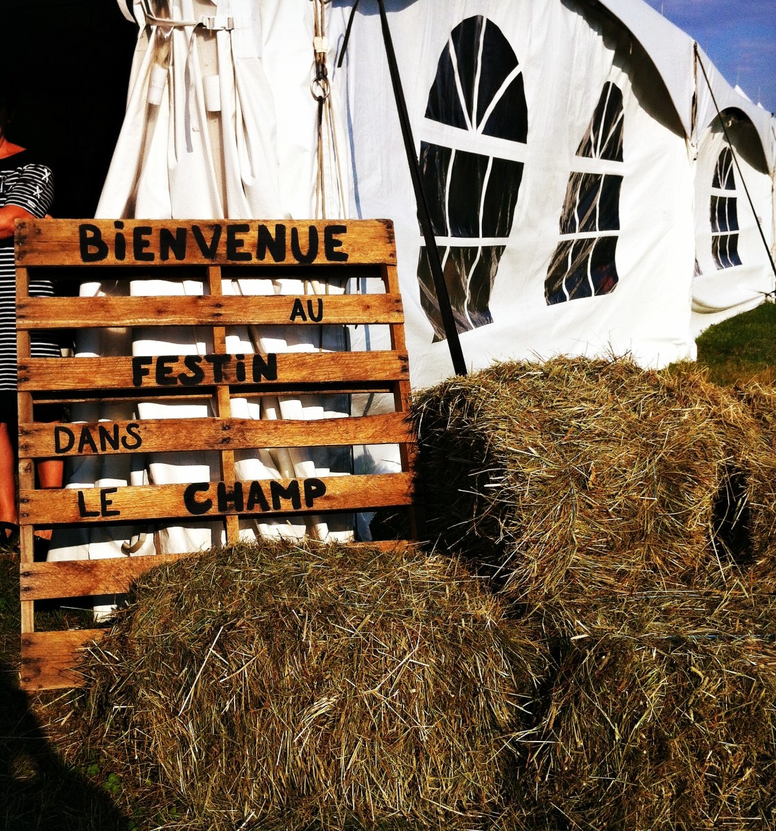 Bienvenue au Festin dans le champ!