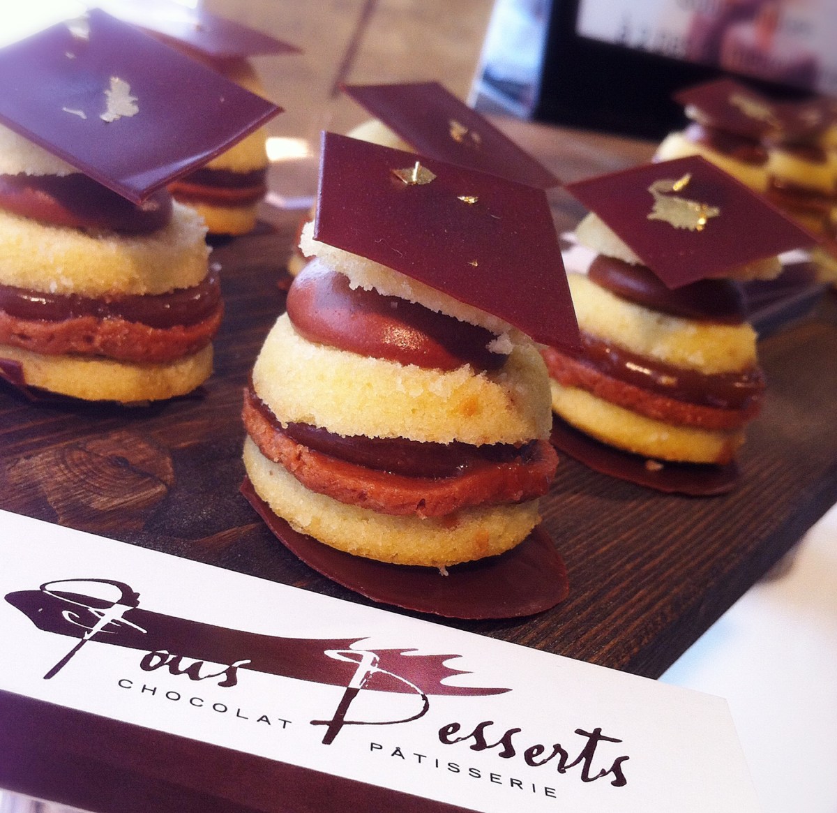 La bouchée de Fou Dessert combine citron au chocolat - une harmonie surprenante