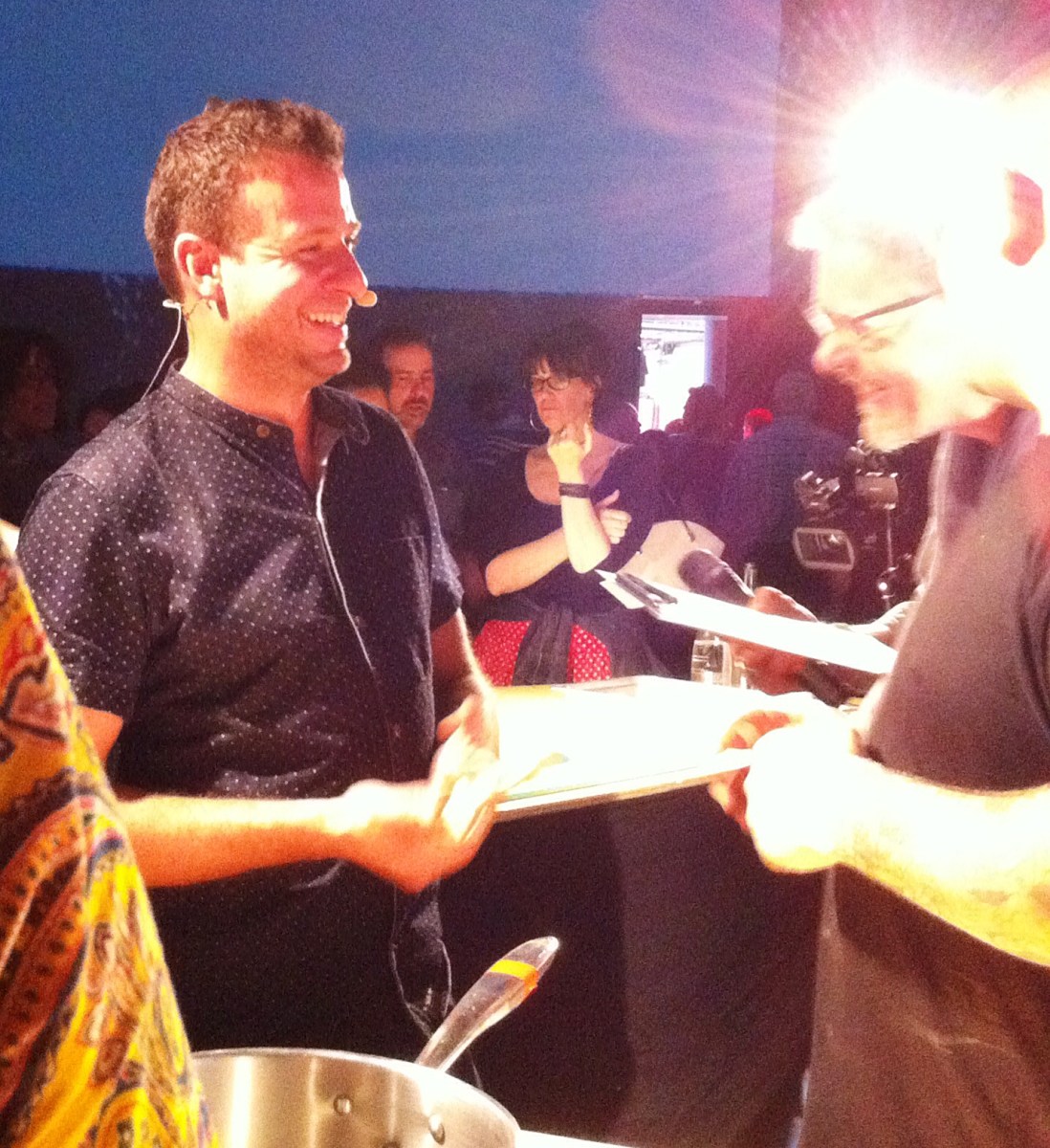 Hugue Dufour, tout sourire - c'est un plaisir de l'écouter.