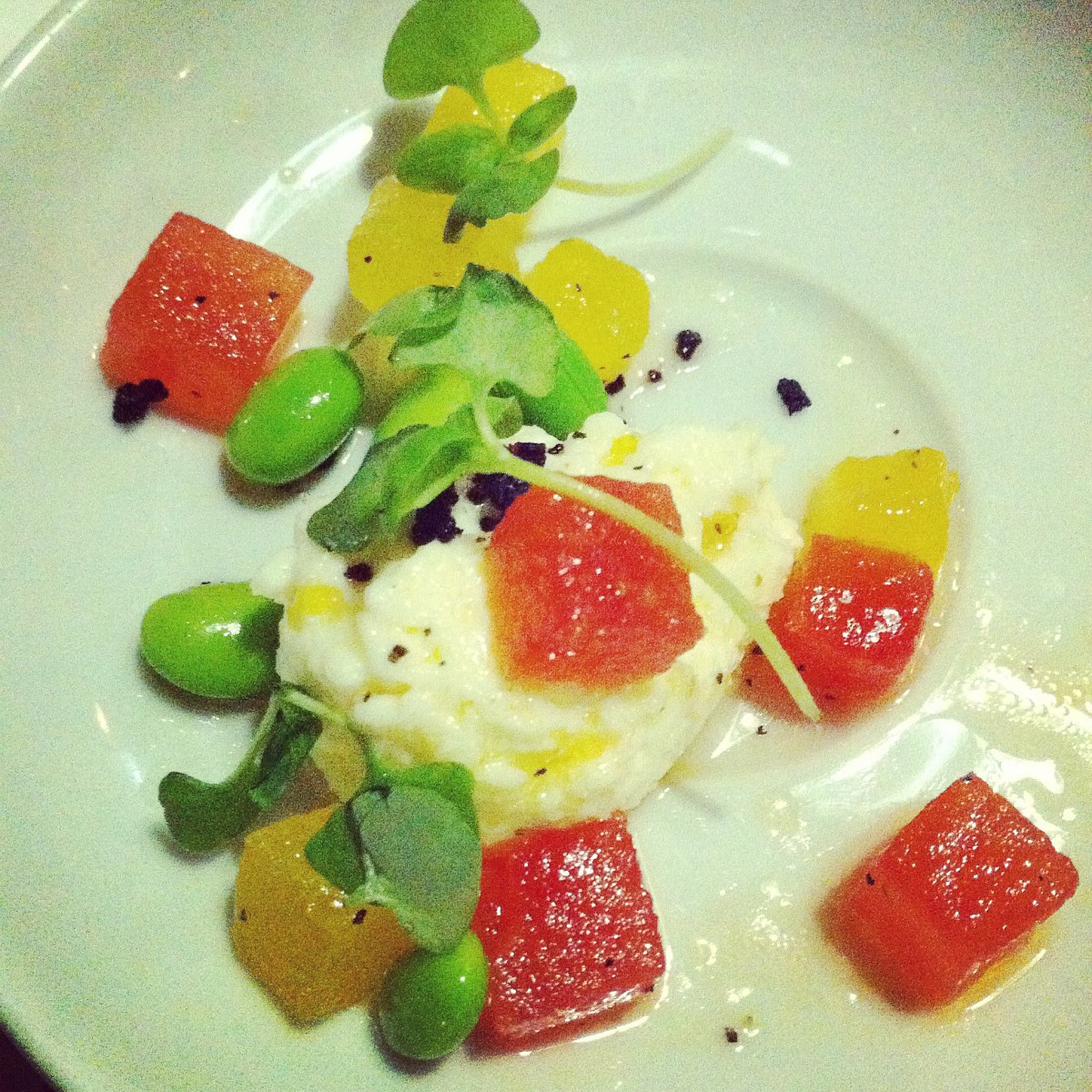 Melon d’eau, fromage frais, olives séchées