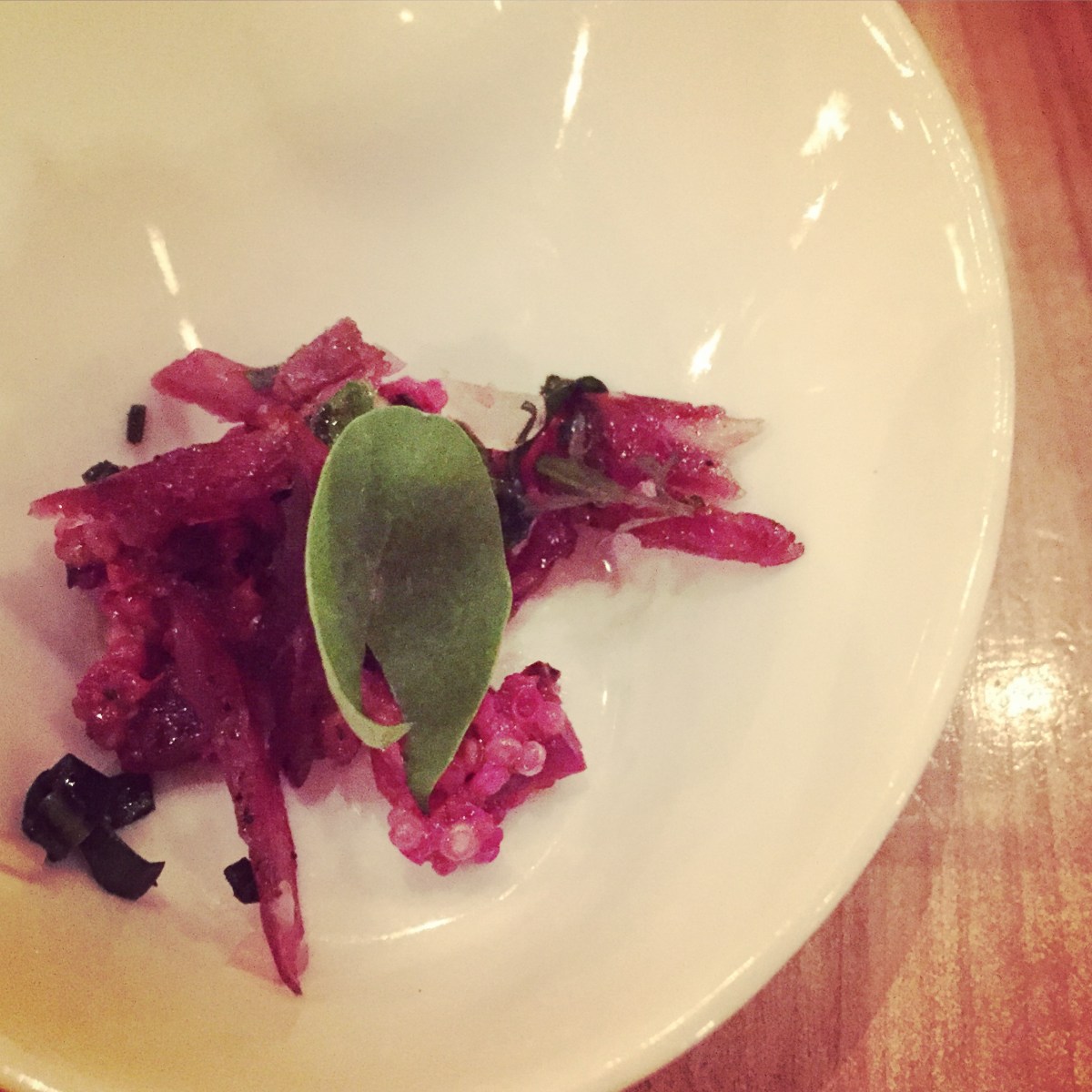 La mise en bouche: quinoa et betteraves