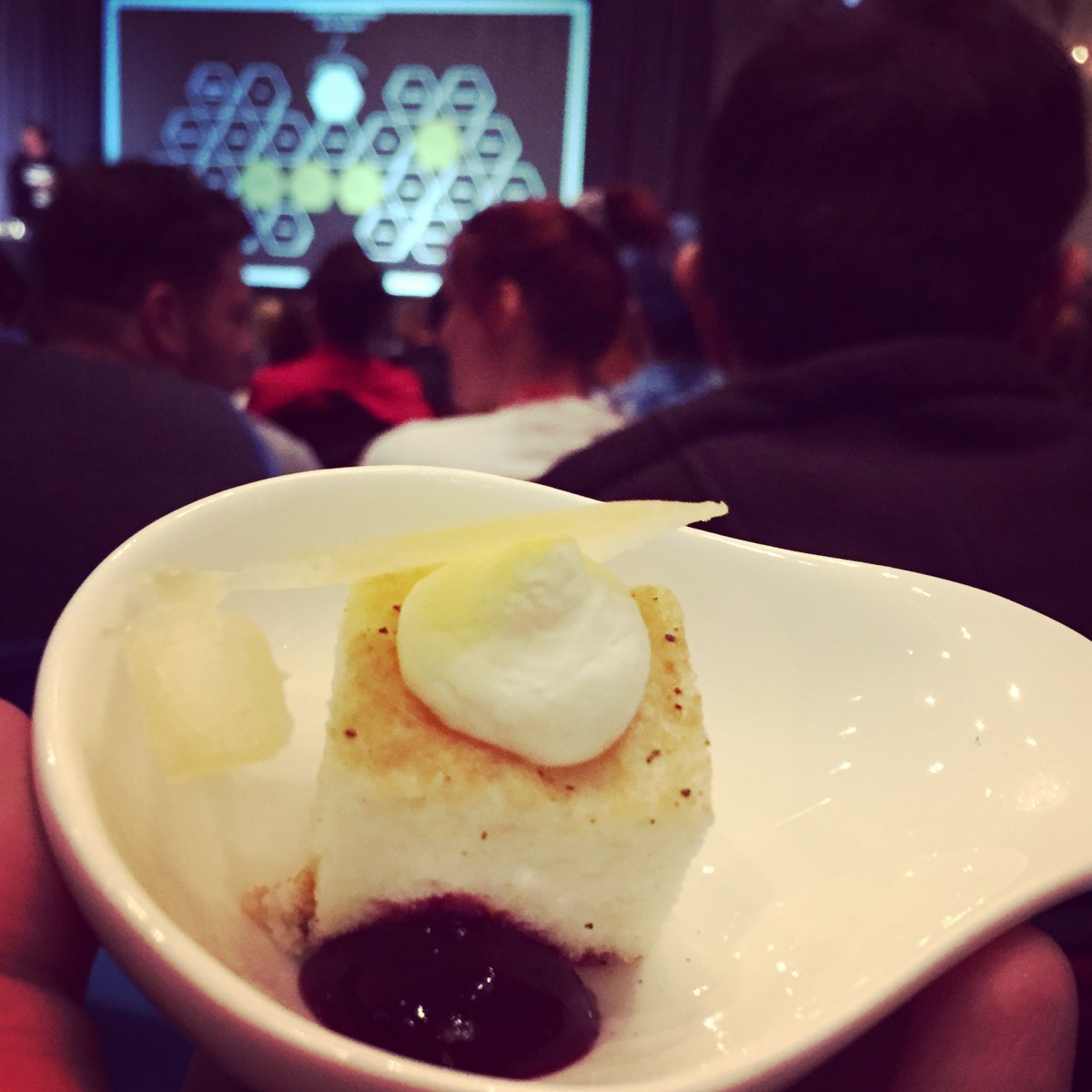 Stéphane Modat nous offre un petit gâteau simple simple...