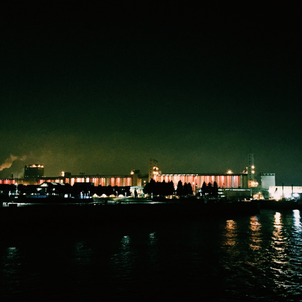 Vue sur la Bunge et Aurora Borealis...
