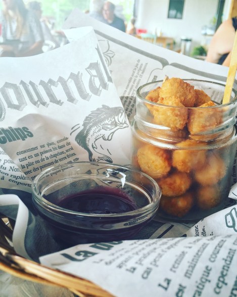 Poulet « pop corn » & miel baratté au cassis de La Miellée de Morphée