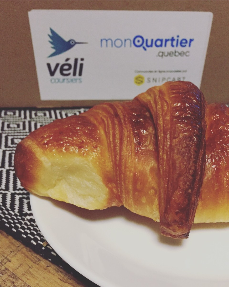 Qui ne craque pas pour des croissants frais du jour, livrés à domicile avant 9h le samedi?